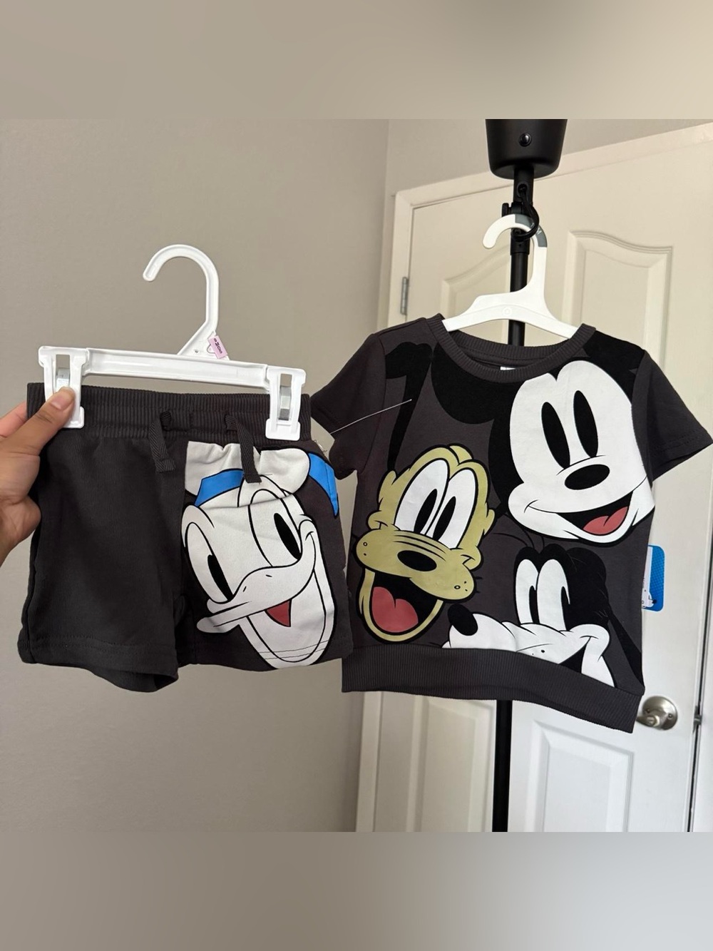 Disney Mickey & Friends 2 Piece Set